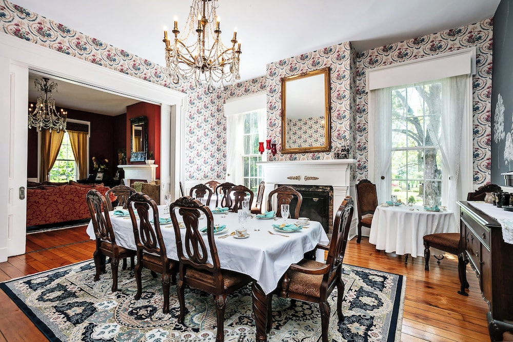 Historic Maple Hill Manor - photo 58