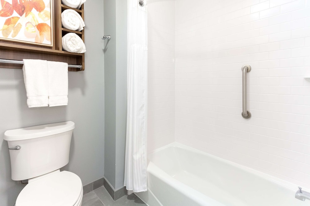 Homewood Suites by Hilton Broomfield Boulder - photo 23