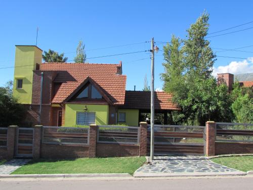 Chalet Individual Maiten 2 — 4-Star Luxury Hotel in Merlo, Argentina