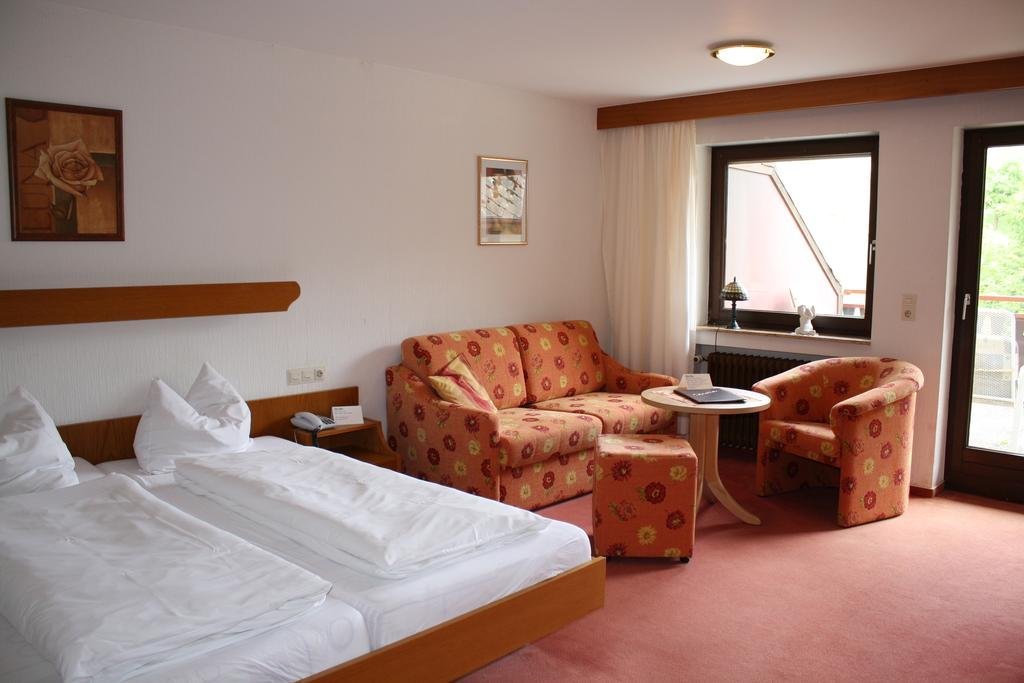 Landhotel & Restaurant Kohlenbacher Hof - carbon neutral hotel in Waldkirch