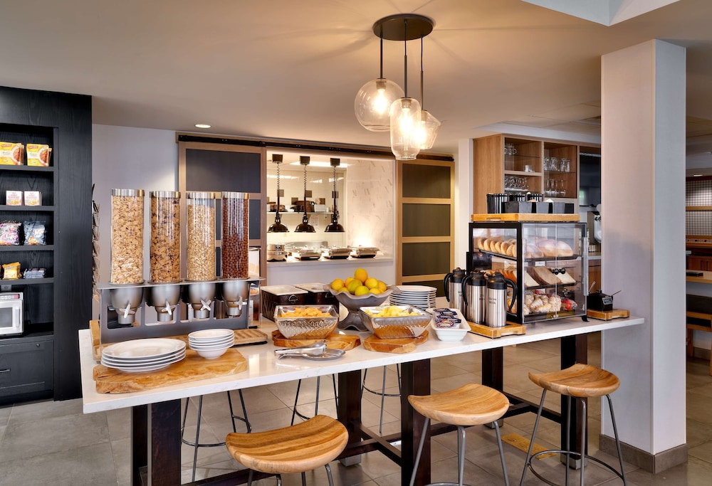 Hilton Garden Inn Bozeman - photo 33
