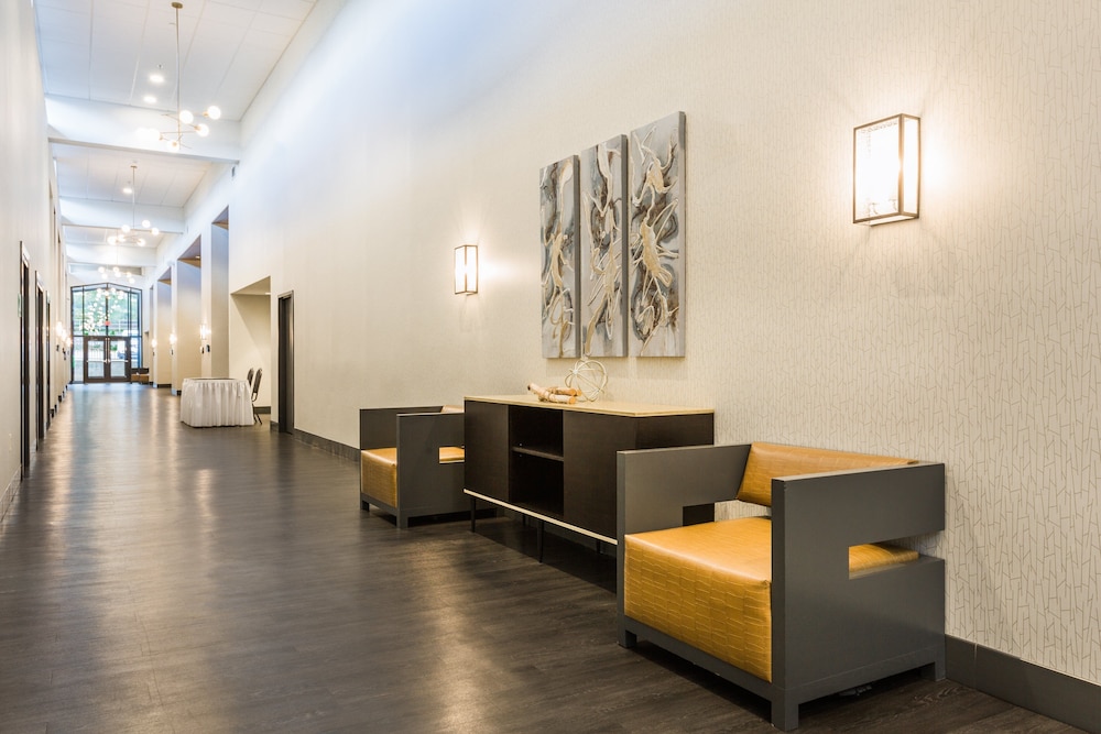 Candlewood Suites Roanoke Airport by IHG - photo 49