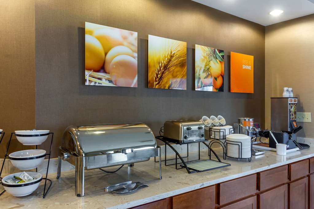Comfort Inn Hammond I 94 - photo 45