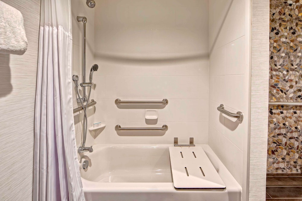 Hilton Garden Inn Nashville Brentwood - photo 14