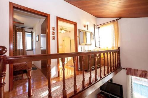Holiday Home Bugenvilija — 4-Star Luxury Hotel in Seget Vranjica, Croatia