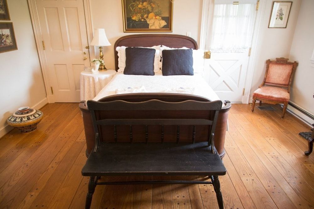Inn at Stone Manor - photo 2