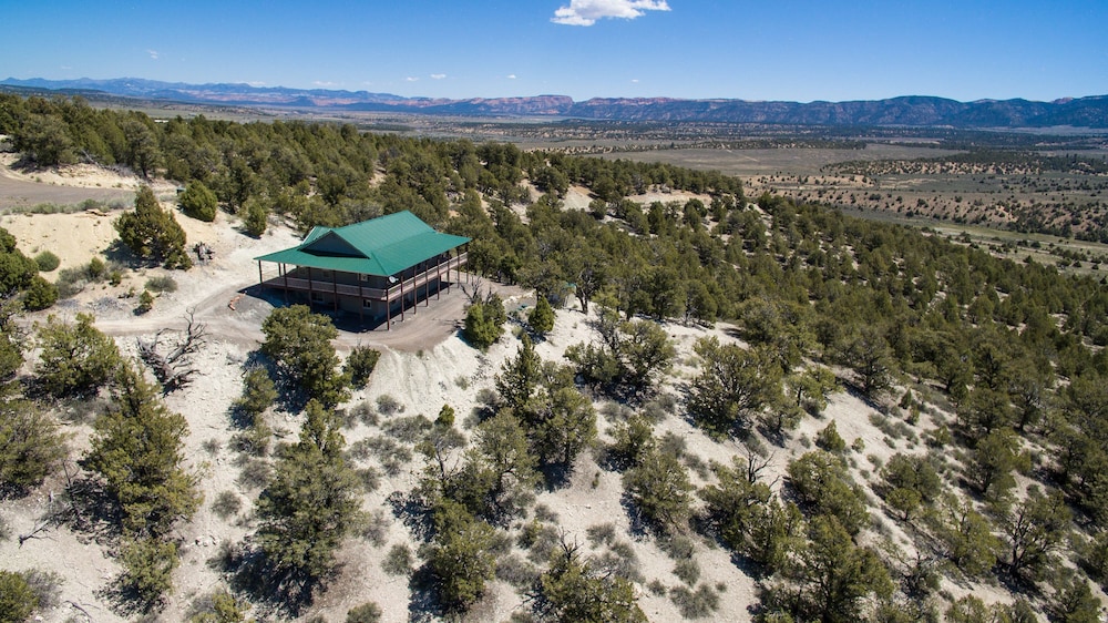 Ridgetop Hideaway - last minute hotel in Hatch