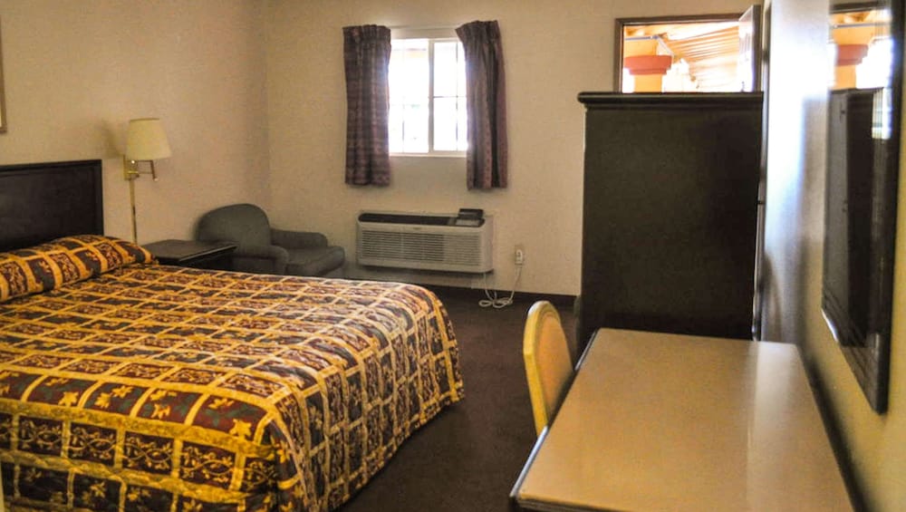 California Suites Motel - photo 15