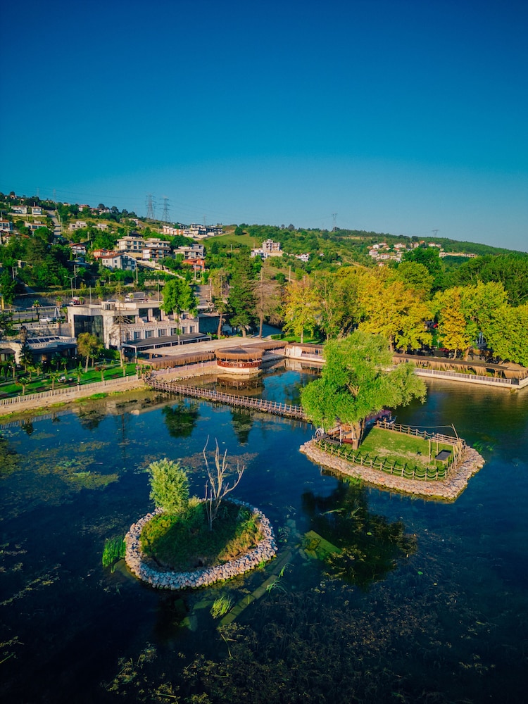Del Lago Luxury Hotel By Saraçoğlu in Serdivan, Turkey