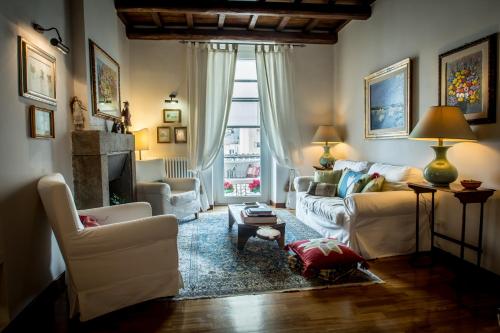 Apartment Il Convento — 4-Star Luxury Hotel in Bracciano, Italy