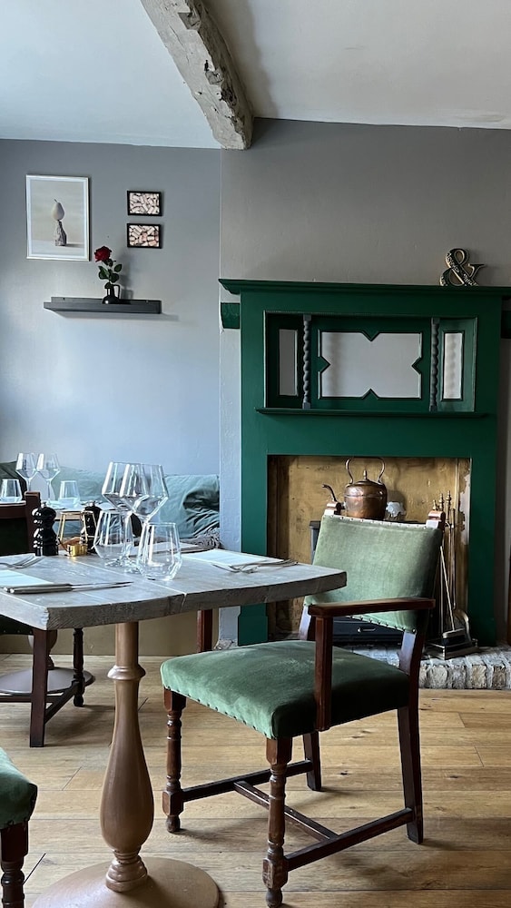 Pear Tree Inn Pear & Olive in Cambridge, United Kingdom