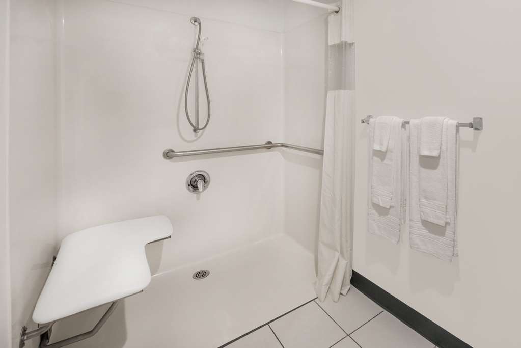 Days Inn by Wyndham Osage Beach Lake of the Ozarks - photo 6