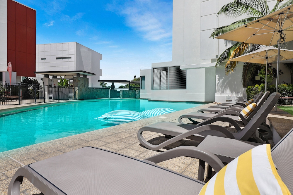 Element on Coolum Beach — 4-Star Luxury Hotel in Coolum Beach, Australia