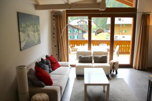 Edelweiss B31 — 4-Star Luxury Hotel in Troistorrents, Switzerland