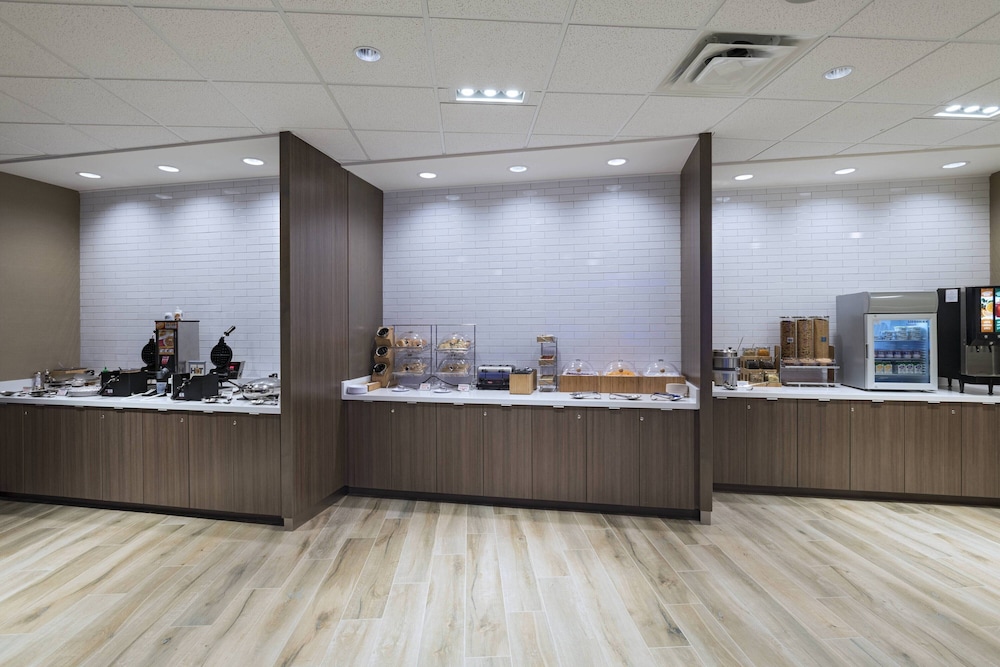 Fairfield Inn & Suites by Marriott Colorado Springs East Ballpark - photo 30