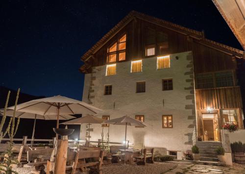 B&B Ciastel — 4-Star Luxury Hotel in Maleo, Italy