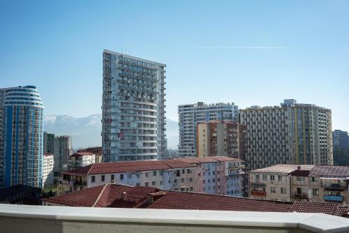 Sea Tower Apart 12