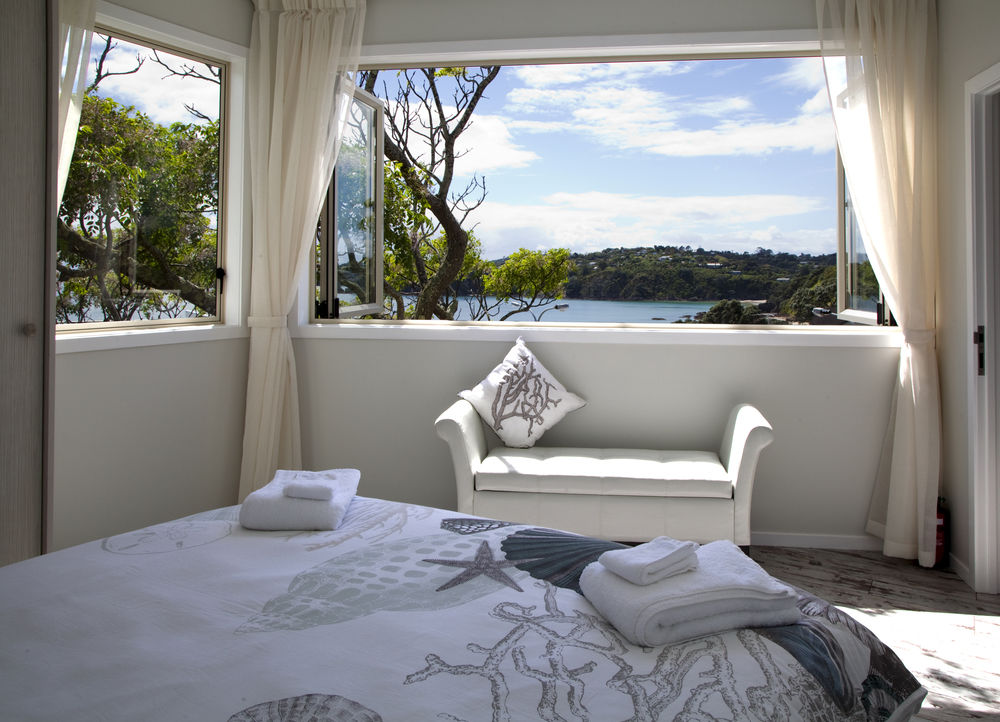 Waiheke Central Apartments — 4-Star Luxury Hotel in Auckland, New Zealand