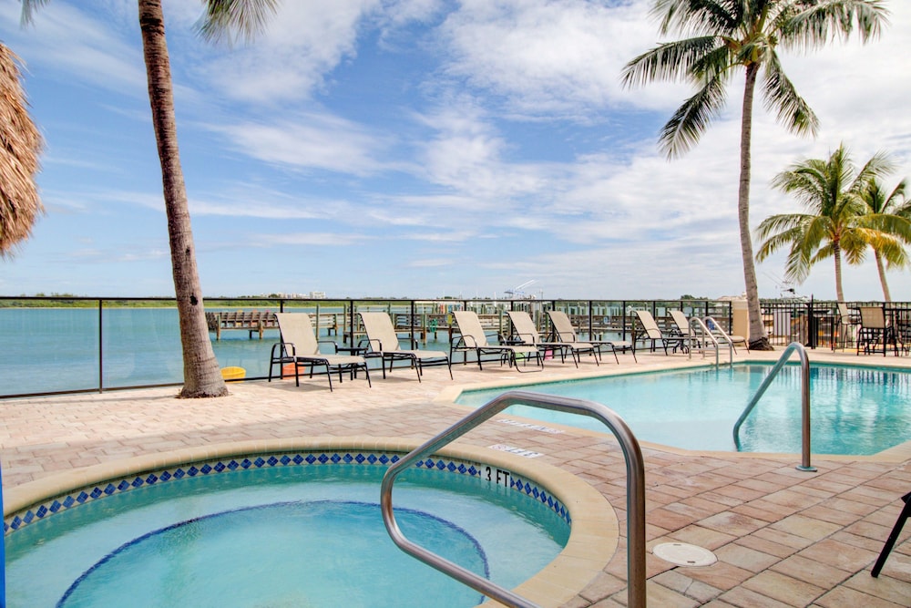 Hutchinson Island Hotel - photo 47