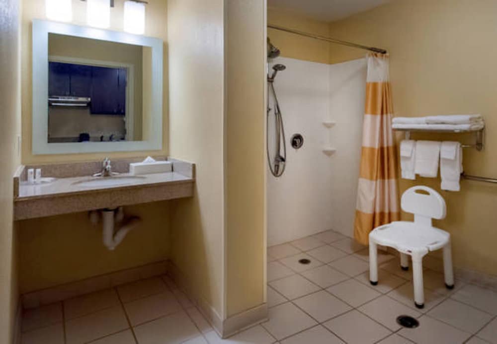 TownePlace Suites by Marriott Jacksonville - photo 11