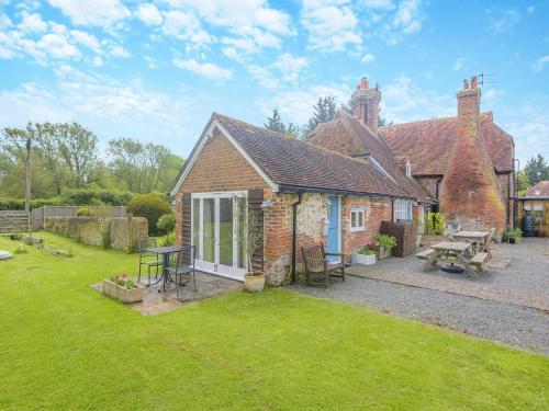 Lidsey Farmhouse — 4-Star Luxury Hotel in Bognor Regis, United Kingdom