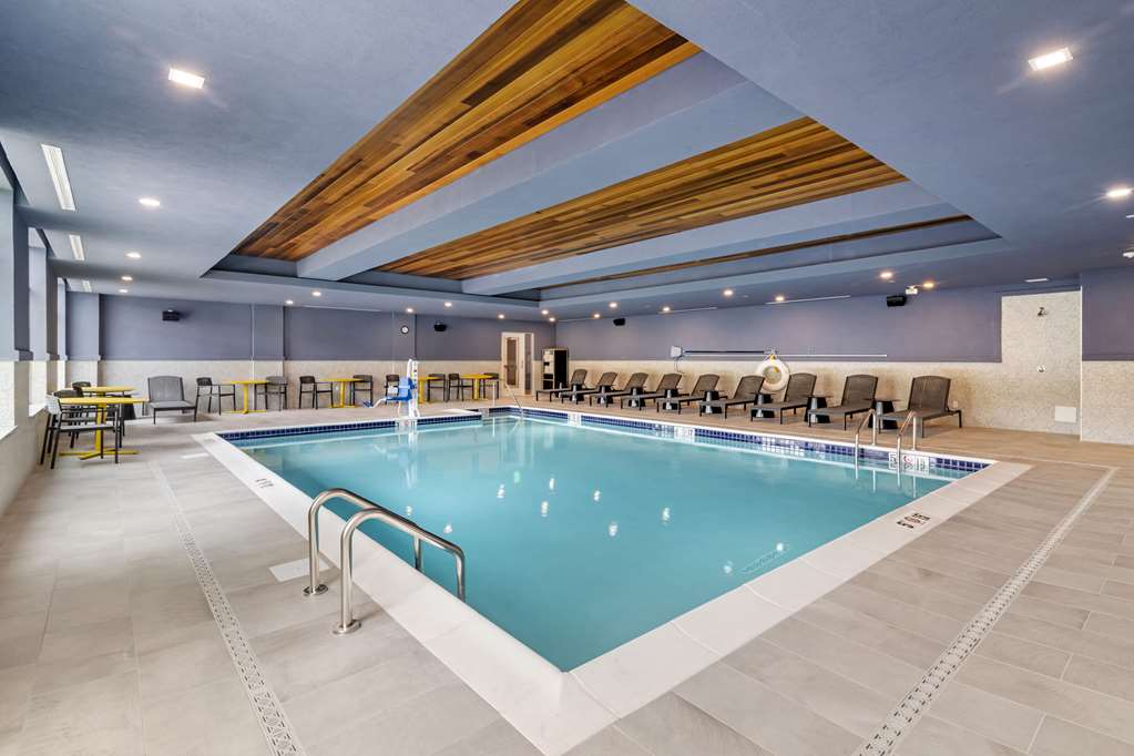 Cambria Hotel North Conway - photo 45