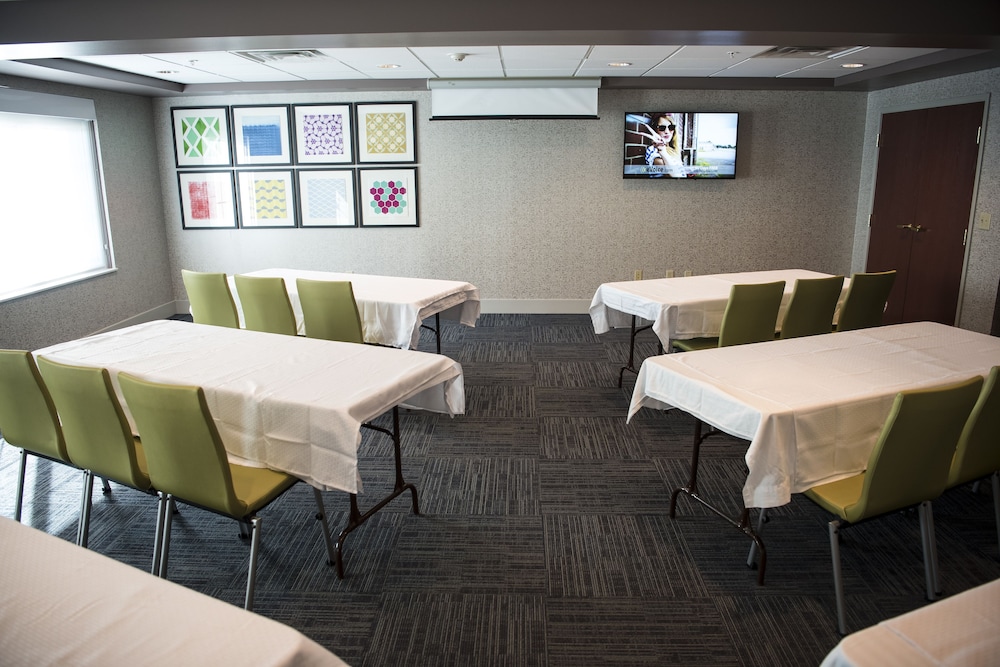 Holiday Inn Express Hotel & Suites Lexington Downtown by IHG - photo 31