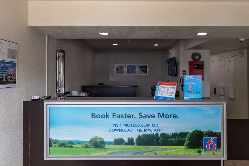 Motel 6 Lufkin TX - photo 2