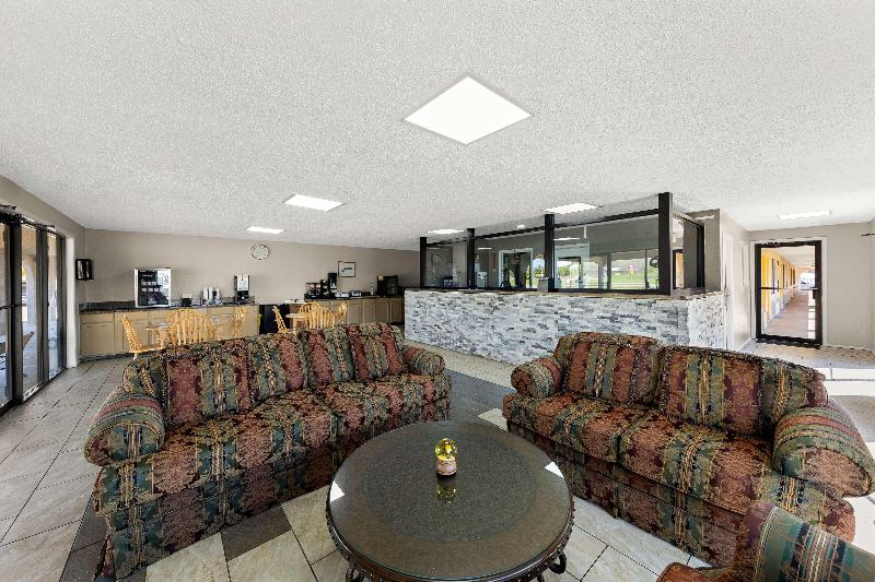 Americas Best Value Inn Bonham - photo 16
