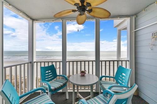 Pelican's Landing Breezy Oceanfront Unit 401 — 4-Star Luxury Hotel in Myrtle Beach, United States
