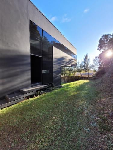 The Black Line House — 4-Star Luxury Hotel in Olot, Spain