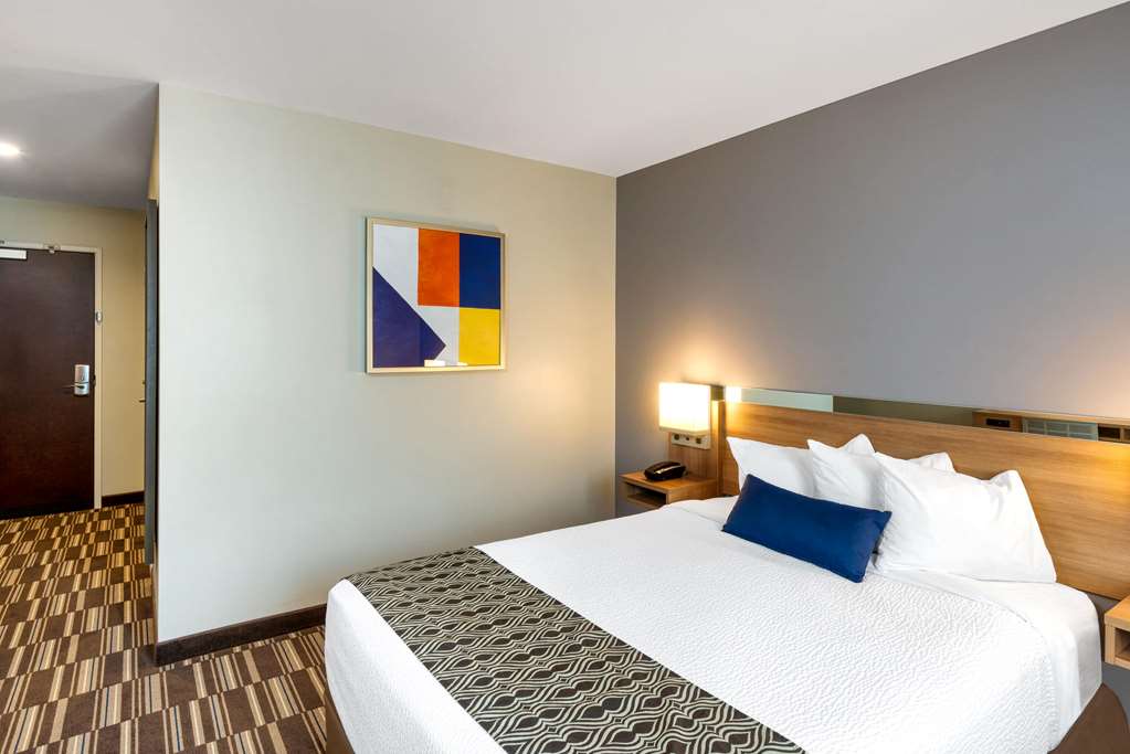 Microtel Inn & Suites by Wyndham Warsaw - photo 27