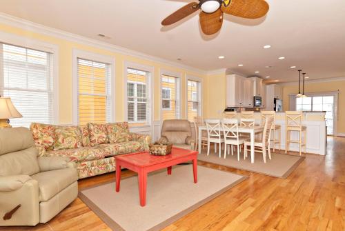 Cb Sea #2 - last minute hotel in Carolina Beach