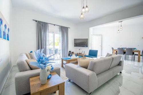 Fileo Family and Friends Living in Archangelos, Greece