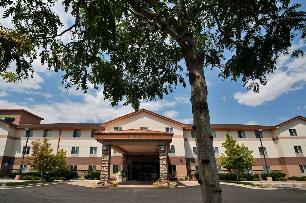 Holiday Inn Express & Suites Denver SW Littleton by IHG - photo 27