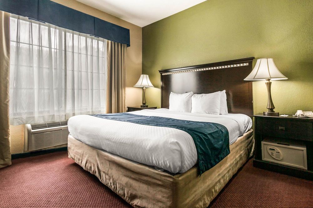 Rodeway Inn & Suites East I 44 - photo 34