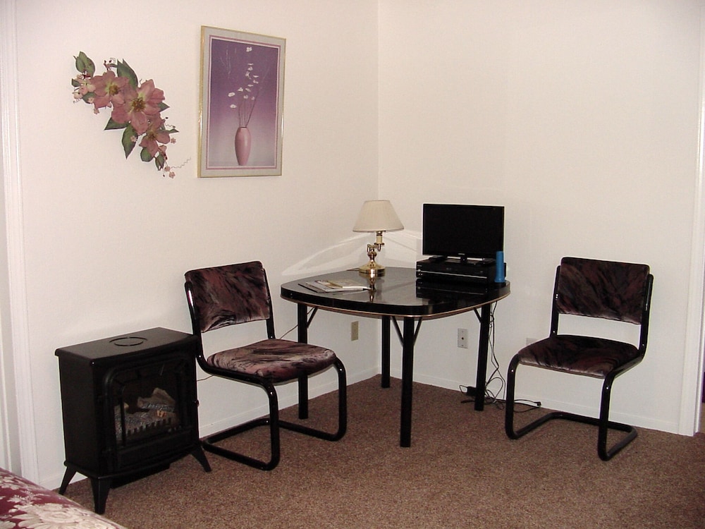 Apple Blossom Inn - photo 15