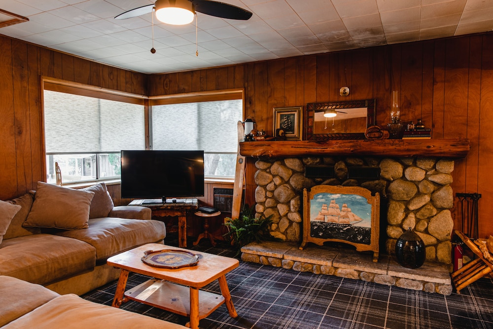 The Fireside Inn - photo 38