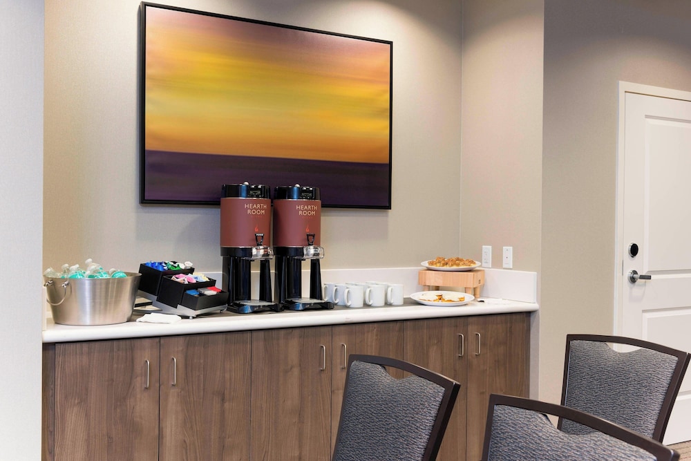 Residence Inn by Marriott Green Bay Downtown - photo 57