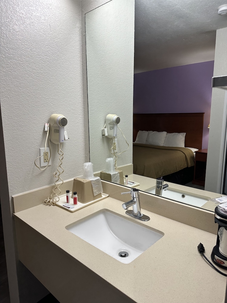 Baymont by Wyndham Omaha SW - photo 27