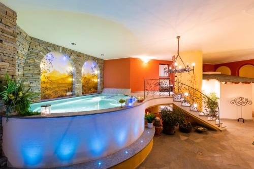 Relais Villa Quercia — 4-Star Luxury Hotel in Tassullo, Italy