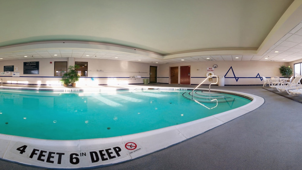 Hampton Inn Fishkill - photo 19