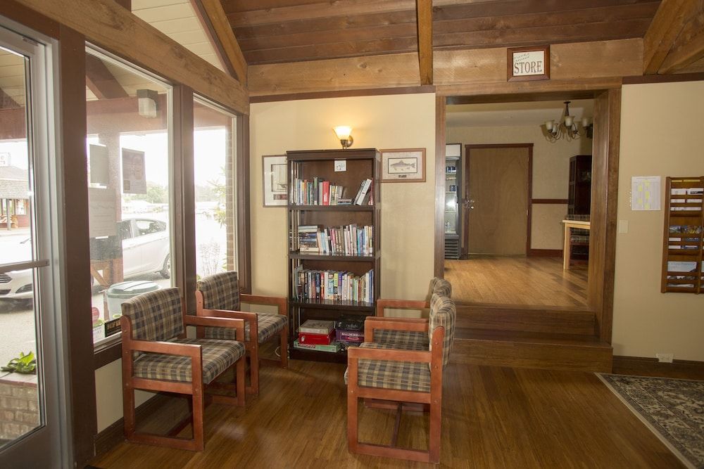 The Forks Motel - photo 4