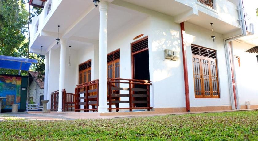 The cool nest yala hotel in Kataragama, Sri Lanka