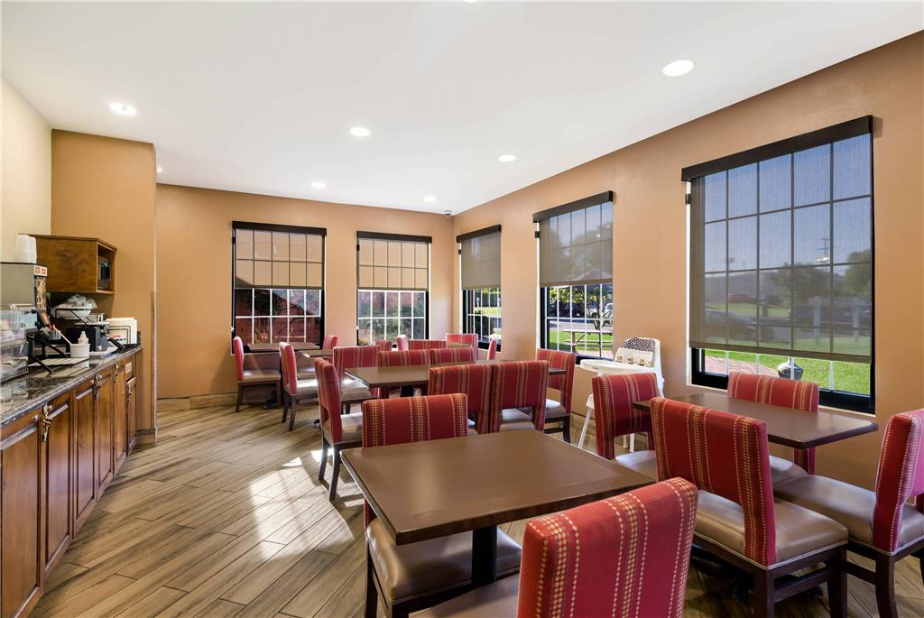 Comfort Inn Lexington Virginia Horse Center - photo 27