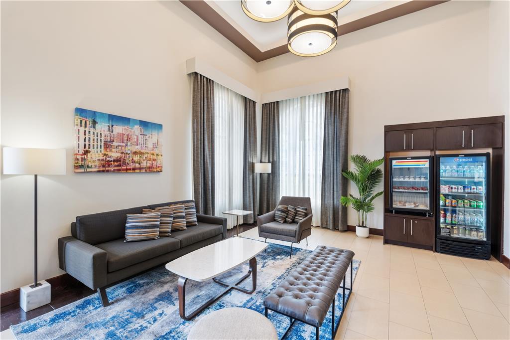 Best Western San Diego Miramar Hotel - photo 32