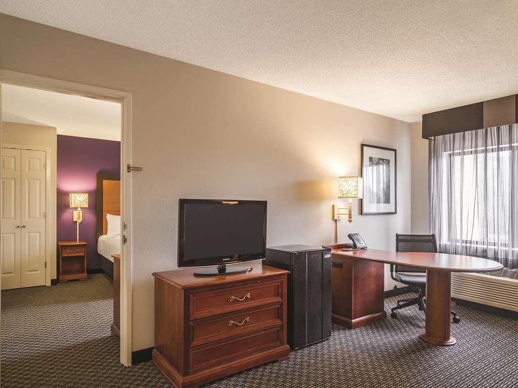 Wingate by Wyndham Brunswick GA I 95 - photo 23
