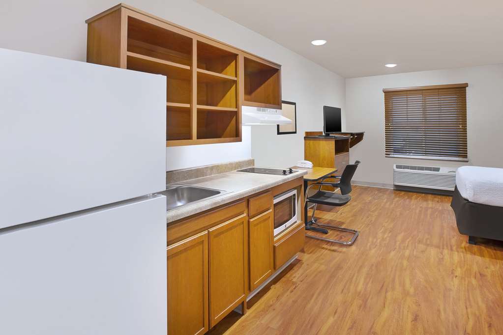 WoodSpring Suites Columbus Urbancrest - photo 10