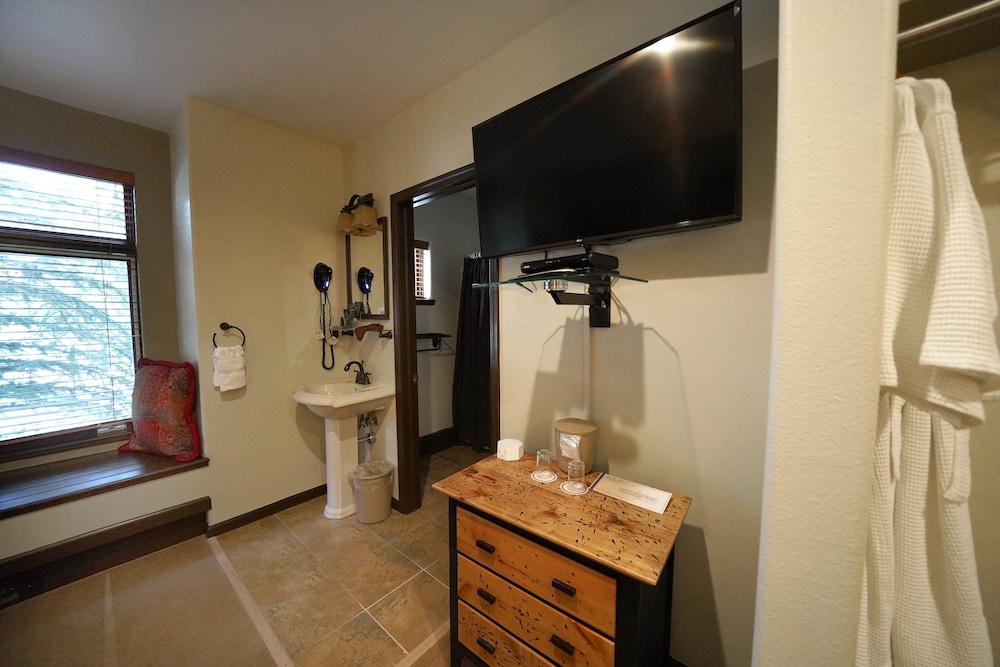 Frisco Inn on Galena Street - photo 19