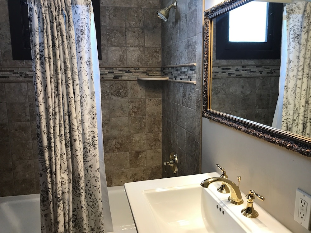 Riverside Hot Springs Inn & Spa Adults Only - photo 5